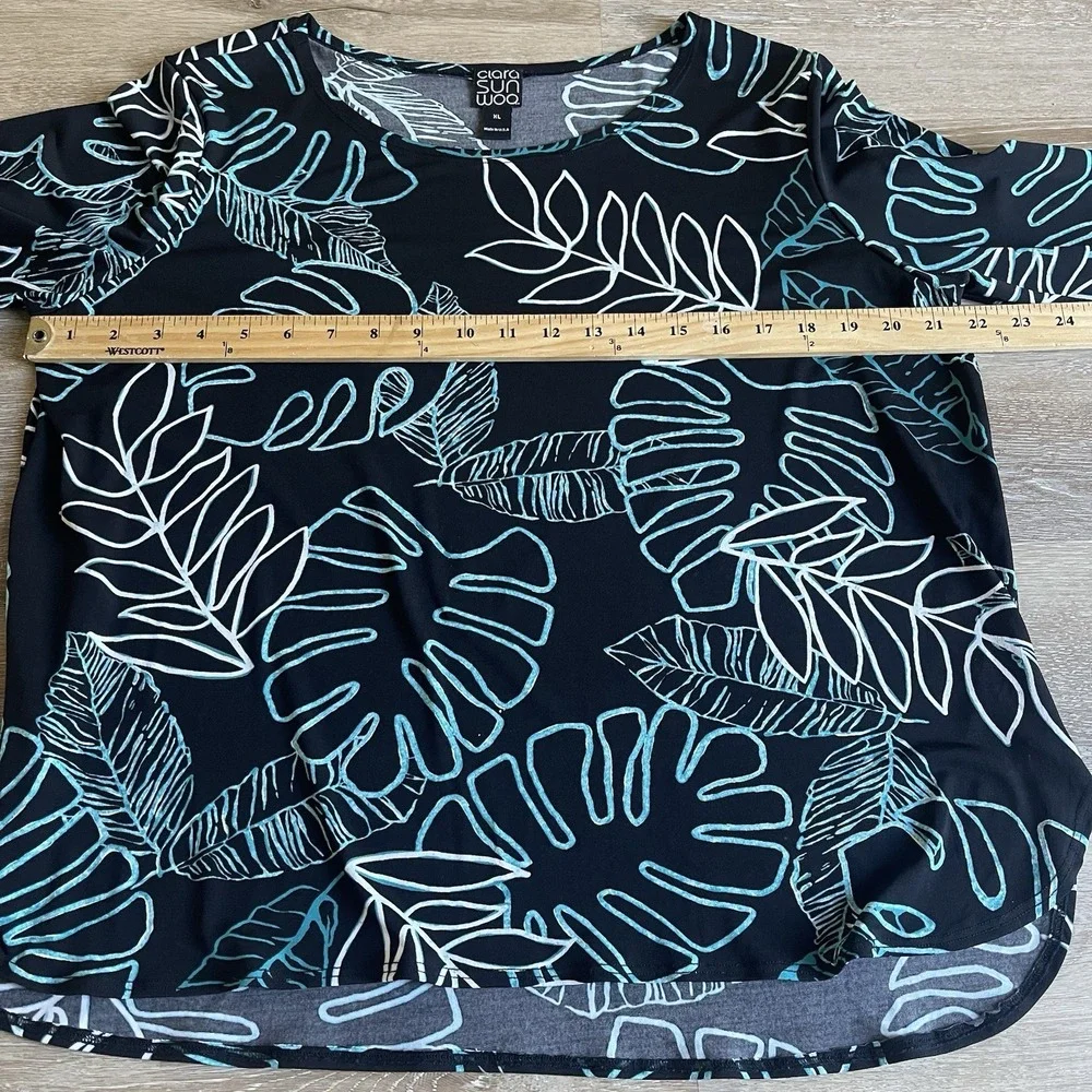 Clara Sun Woo Tunic Top Womens Medium Shirt Floral Boxy Artisan Smooth Leaf